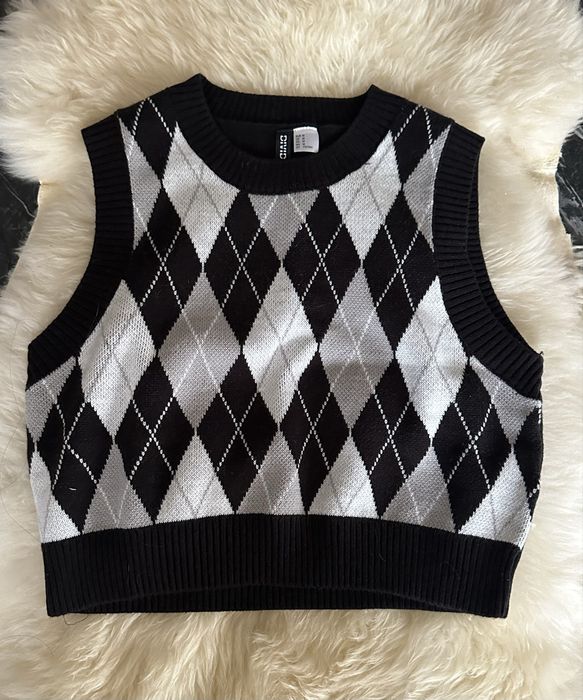 Безрукавка чёрная H&M