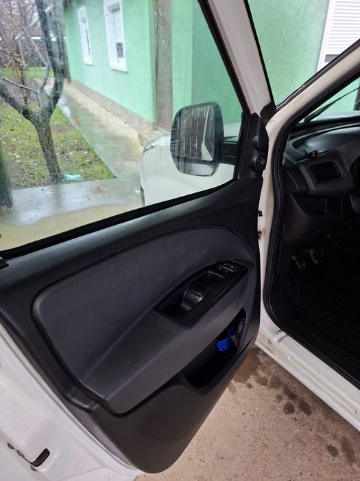 Vand Fiat Doblo 2011