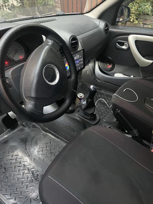 DACIA Logan 2012 — imagine 2