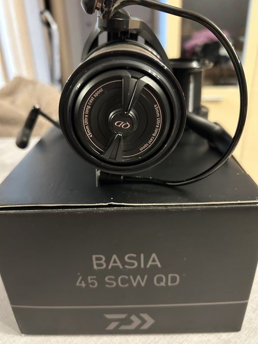 Daiwa BASIA 45 SCW QD  stare impecabila