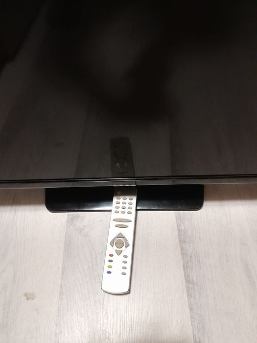 Televizor Orion cu DVD inclus  85 cm diagonala