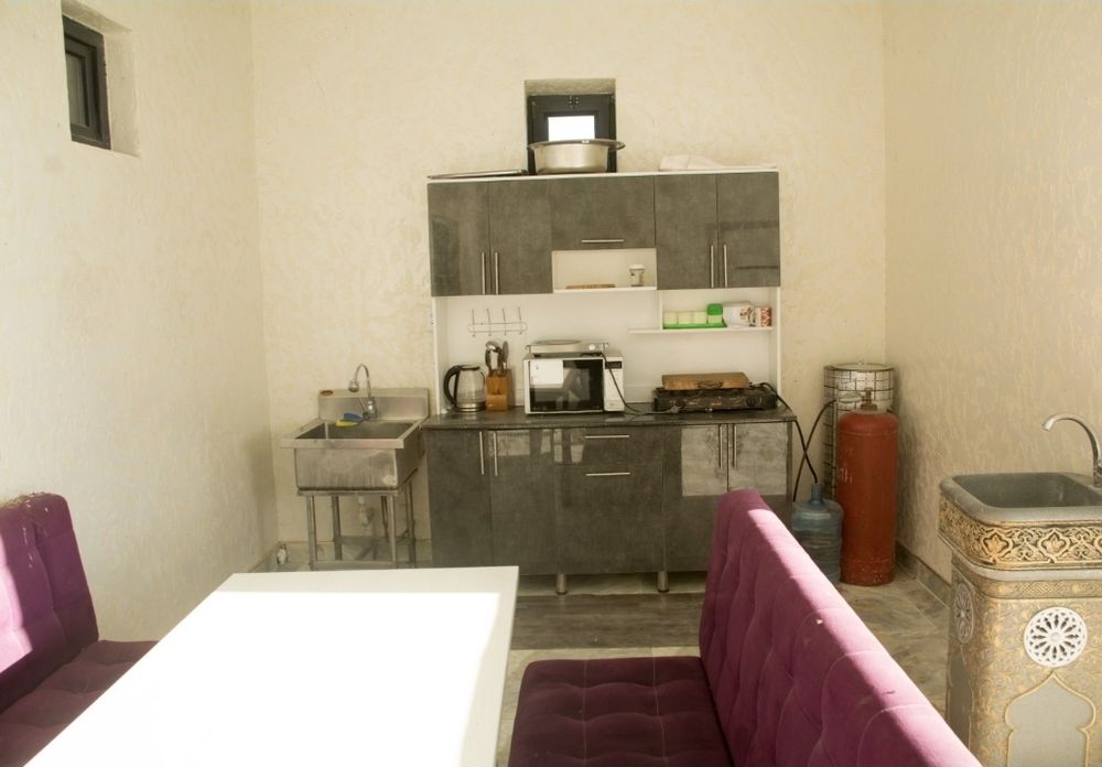 10 Sotixli  Tashkent dengizi boʻyidagi 10 Sotix dala hovli sotiladi