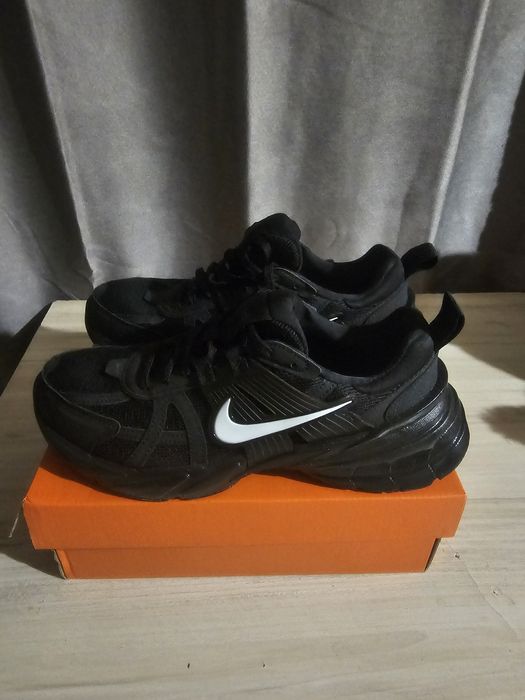 Nike маратонки 39 номер