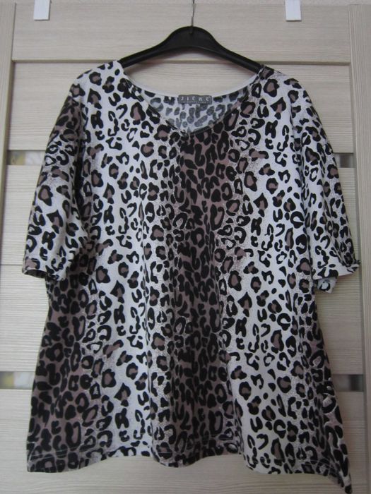 Блузки  больших размеров