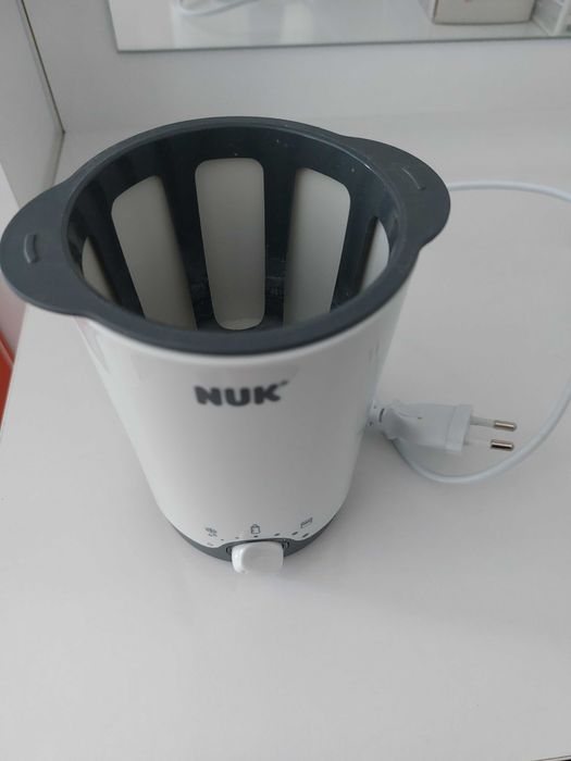 Нагревател за шишета и буркани