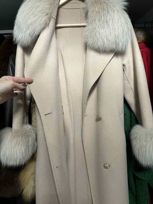 Палто с естествен косъм