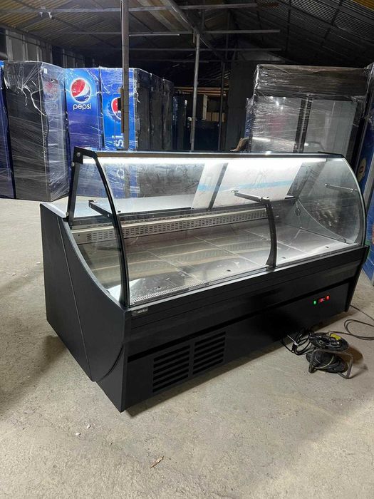 Vitrină mezeluri profesională 2 m | inox | răcire ventilată