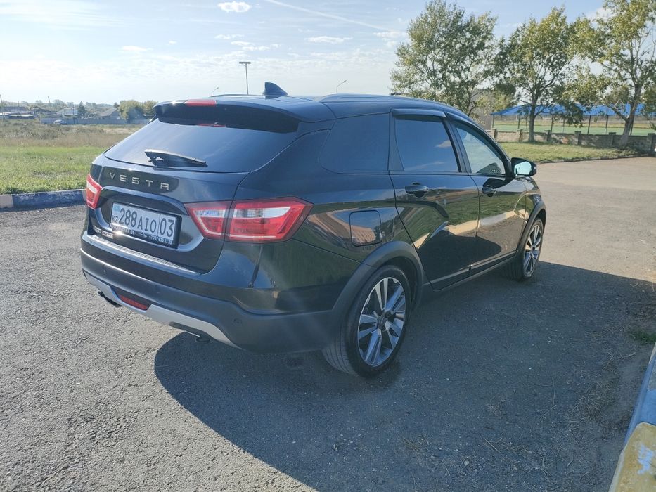 Продам Веста кросс универсал
