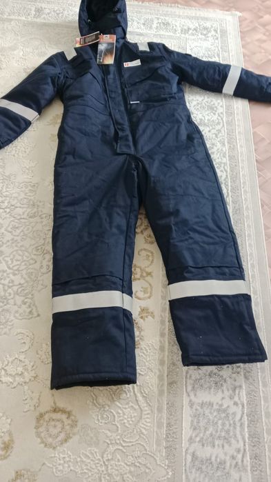Продаётся спец одежда