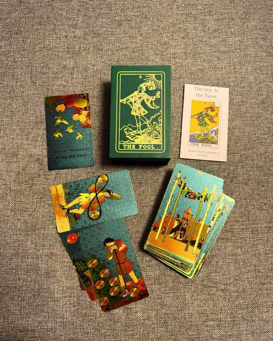 Оригинални  Луксозно блестящо таро (зелена кутия)