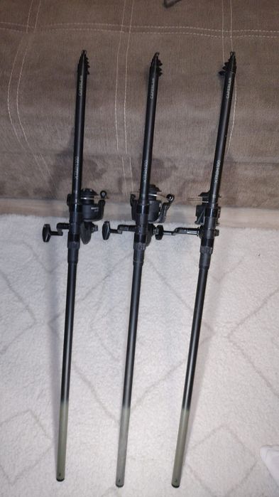 NEGOCIABIL!Set 3 lansete crap caperlan xtrem