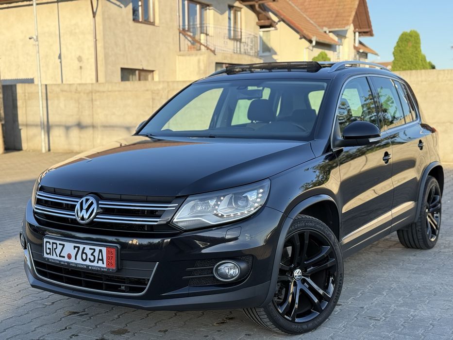 VOLKSWAGEN Tiguan 2012