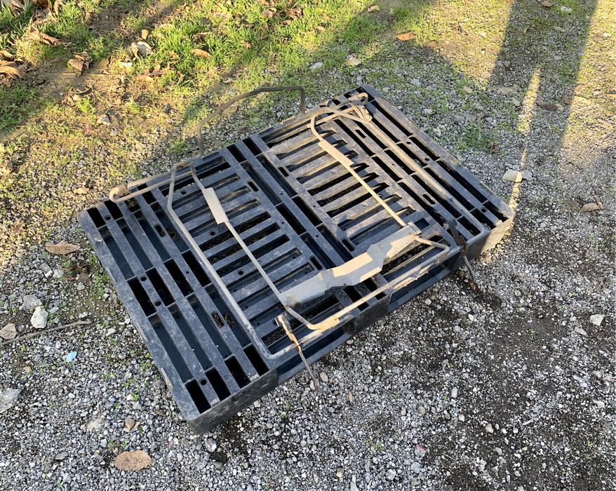 Стойка за резервна гума за Mercedes Sprinter,Vw Crafter(2006-2024)