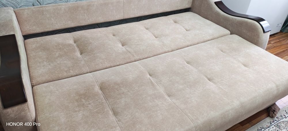 Продам диван в хорошем состоянии