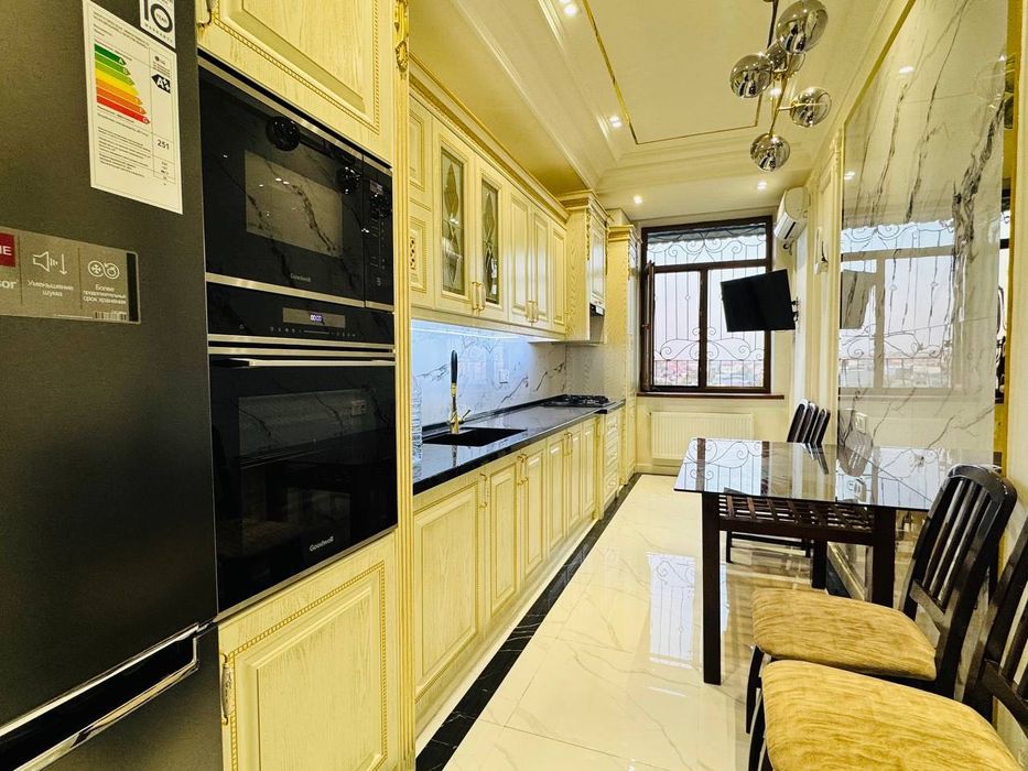 Паркентский Новостройка 4х-комн ор.:Клиника Вита Альянс