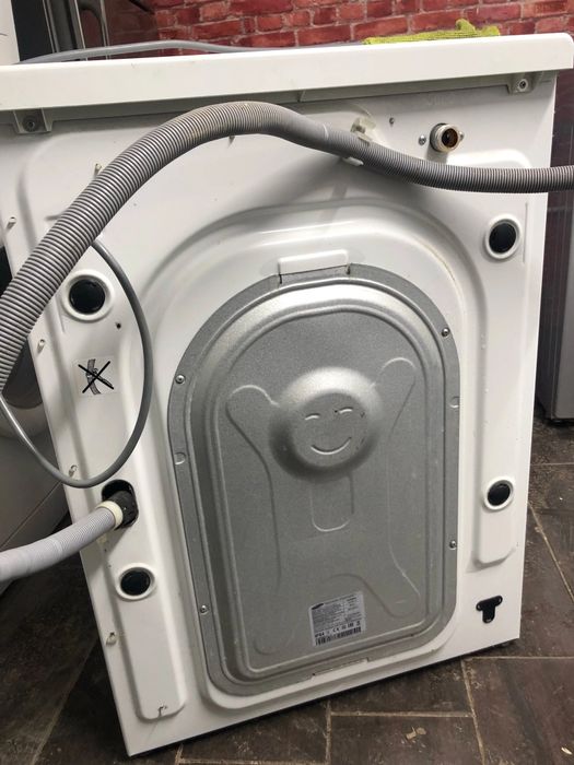 Стиральная машина SAMSUNG - 6 кило белья