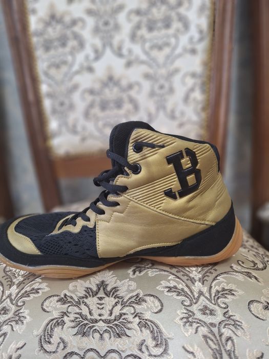 Продам борцовку Asics JB Elite