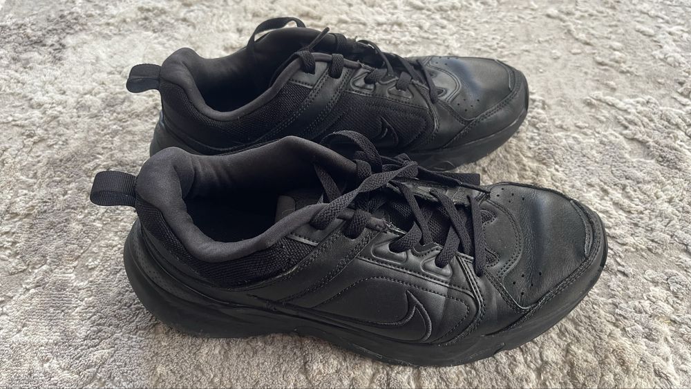 Обувки Nike Defy All Day