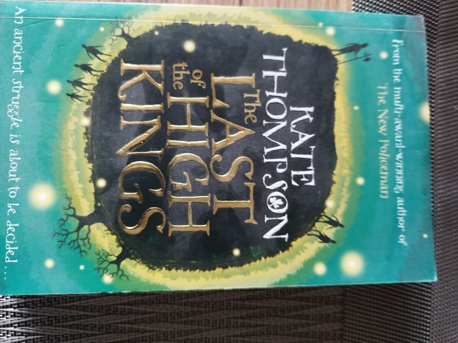 Книги художествена литература на английски и руски,мат.помагало 9-11кл