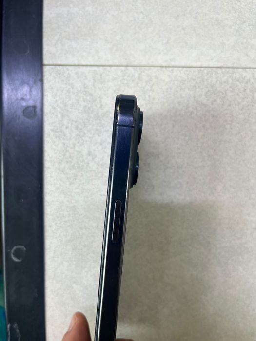 Продам iPhone 15-й Pro 256 ГБ памяти