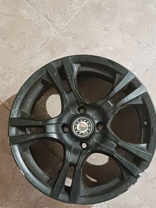 Джанти 16 цола от Пежо 5008Продавам 4 бр. джанти 16 цола от Пежо 5008