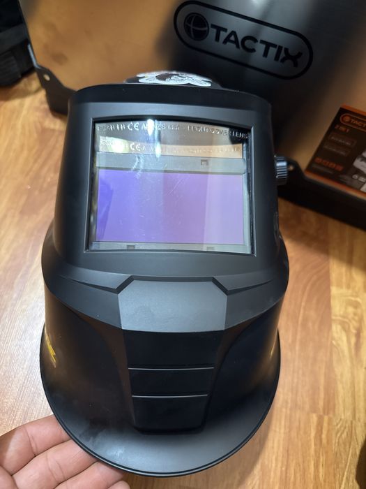 ESAB Маска сварщика SAVAGE A40 9-13 черная, сменные бата реи,