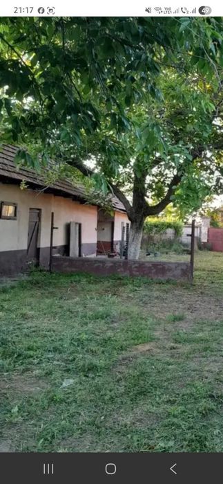 Vând casa la Grăniceri 285mp cu gradina suprafață totală 4500 mp