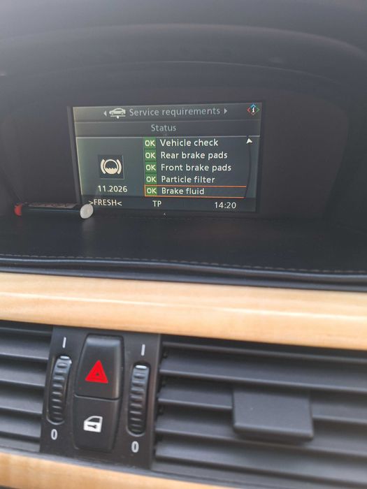 Продавам бмв е 60