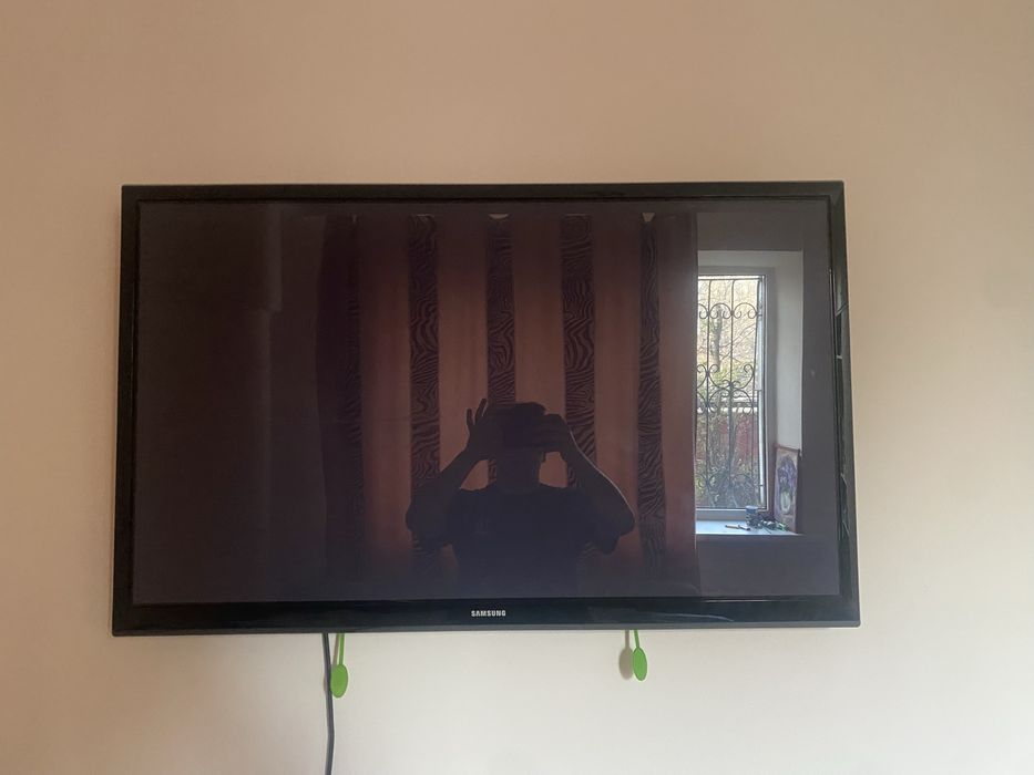 Телевизор на запчасти