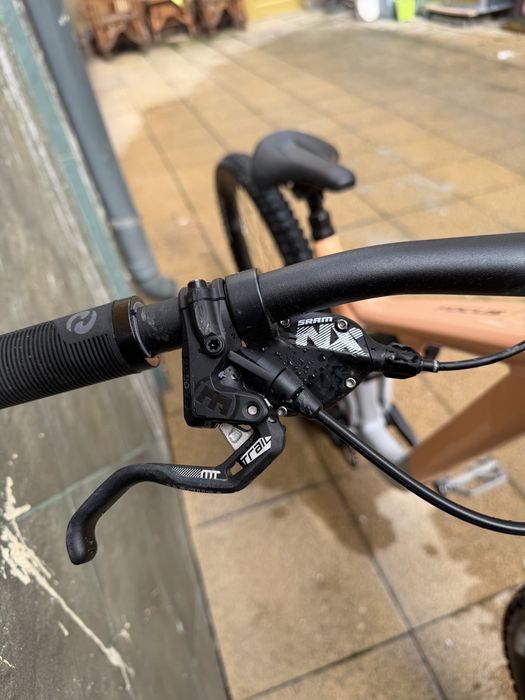 Bicicleta full suspension focus jam 6.8 custom