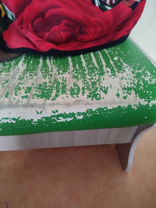 продам кухонные диванчики