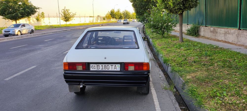 Продаю автомобиль Масквич 2141