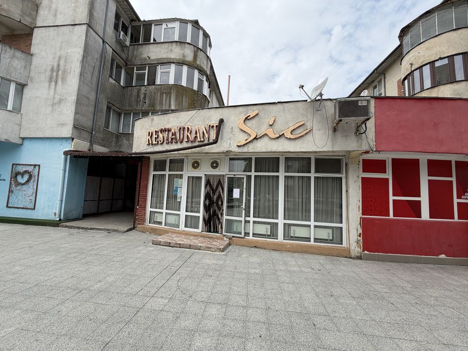 Spatiu comercial de inchiriat.