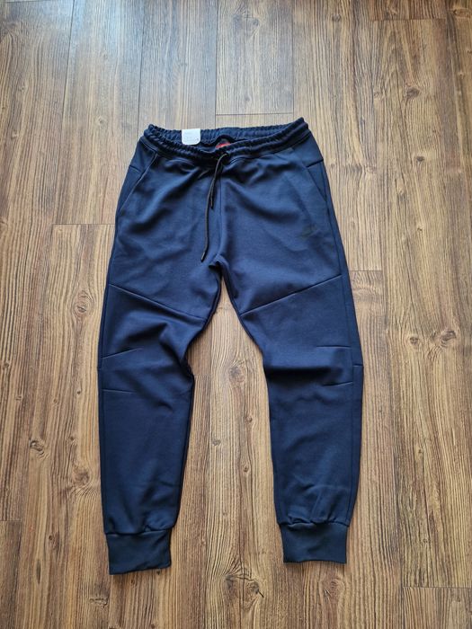 Страхотно мъжко спортно долнище размер S M L XL 2XL