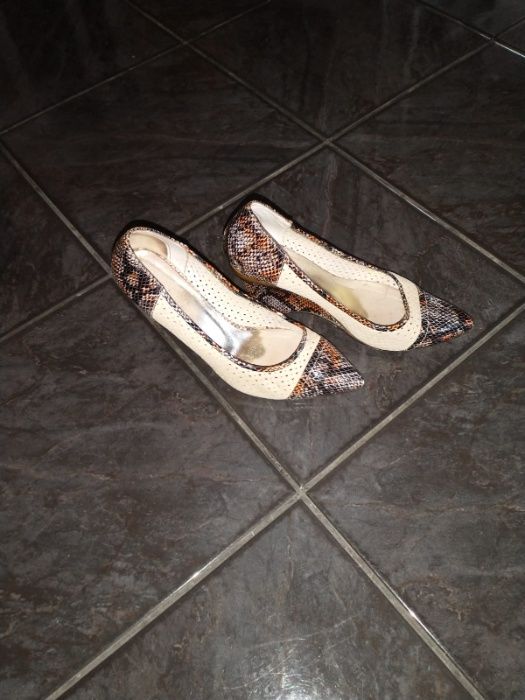 Дамски обувки Gianni - 37 номер