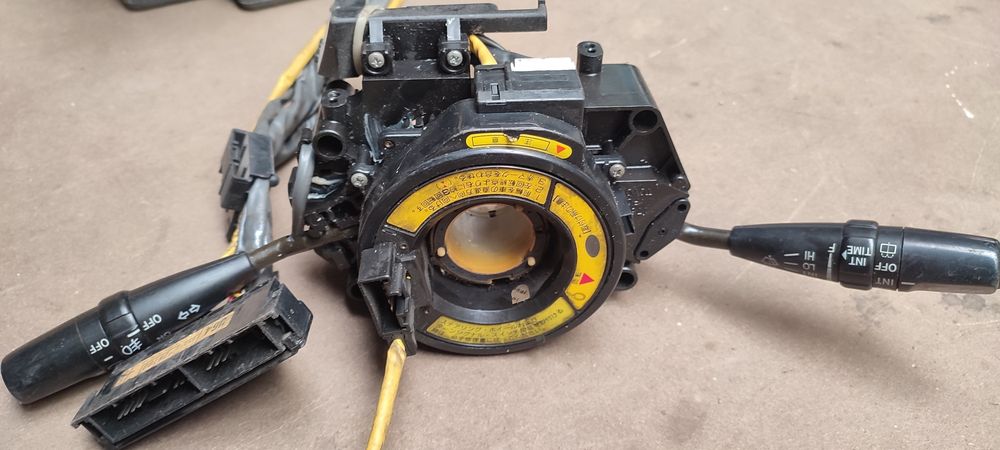 Вертолёт на Toyota Hiace (переключатель поворотов и дворников)