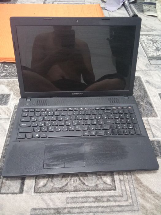 Ноутбук ленова очень в хорошем состояние