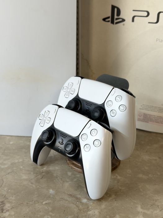 Sony PlayStation 5 / PhoneLab