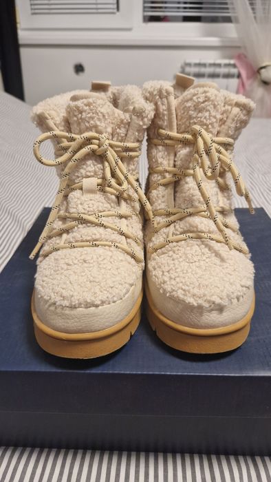 Дамски Апрески Gap