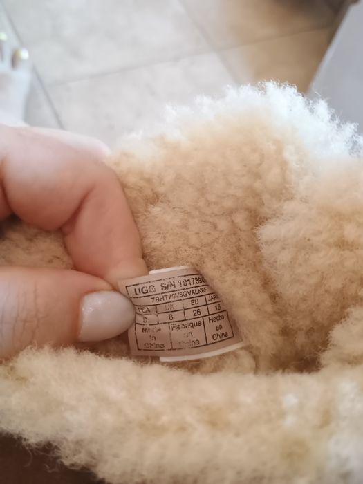 Детски апрески UGG 26 номер