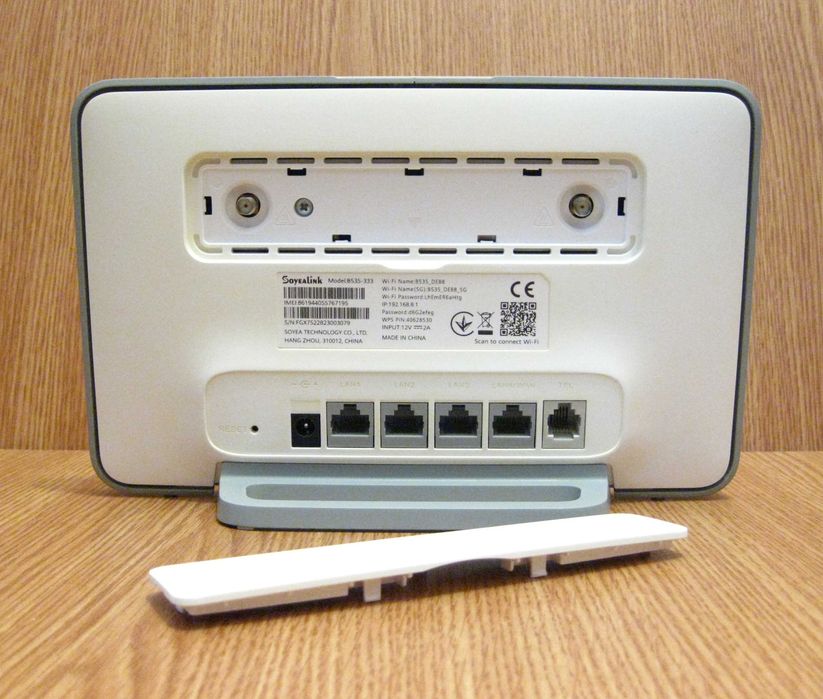 Huawei B535-333 router WiFi modem cu SIM antena externa 4G+ LTE 400Mbs