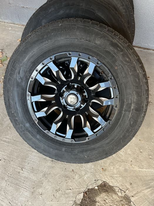 Продам шины с дисками