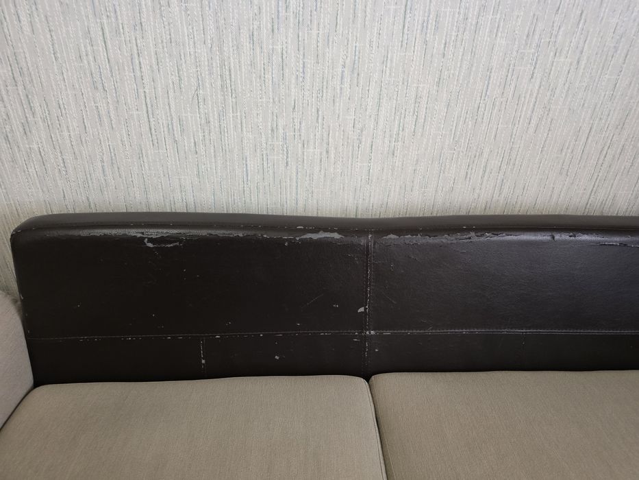 Большой угловой диван