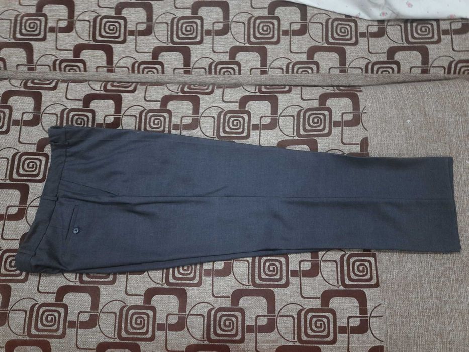 Продается мужской костюм