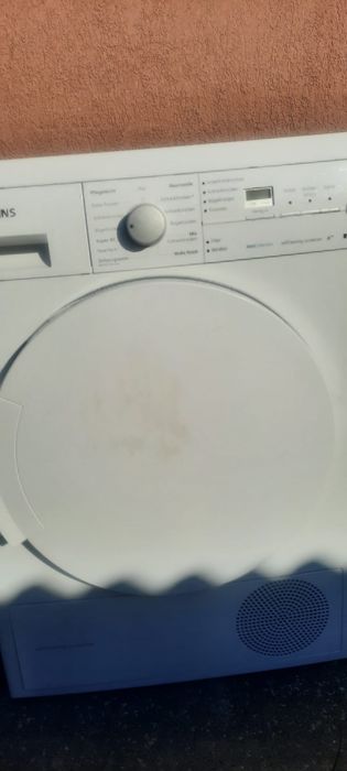 uscător de rufe marca Siemens.