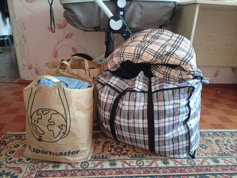 Отдам бесплатно вещи