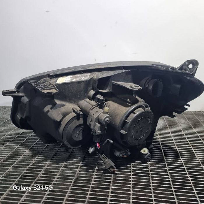 Far Dreapta Nissan Qashqai Facelift 2010 - 2013 SUV 4 Usi (1456) Cu lupă 26010BR01B