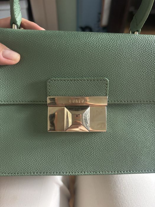 Geanta furla mult mai frumoasa in realitate