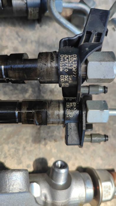 Дюзи ГНП тръбички рейл клапан Audi Seat Vw 2.0