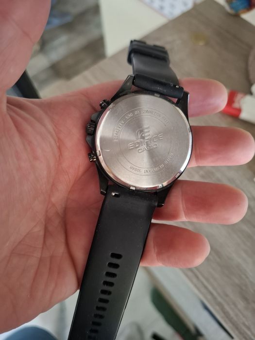 Часовник Casio Edifice EFV-530DY